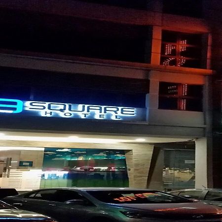 9 스퀘어 호텔 - 수방 자야 수방자야 외부 사진